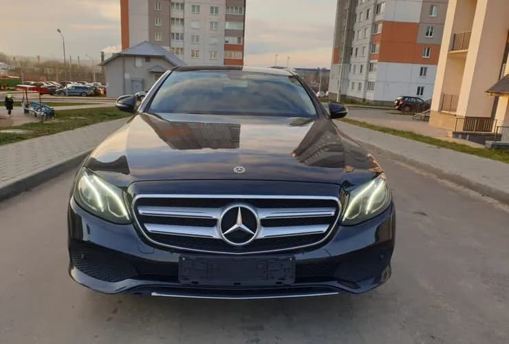 Mercedes-Benz e220d 2017г.